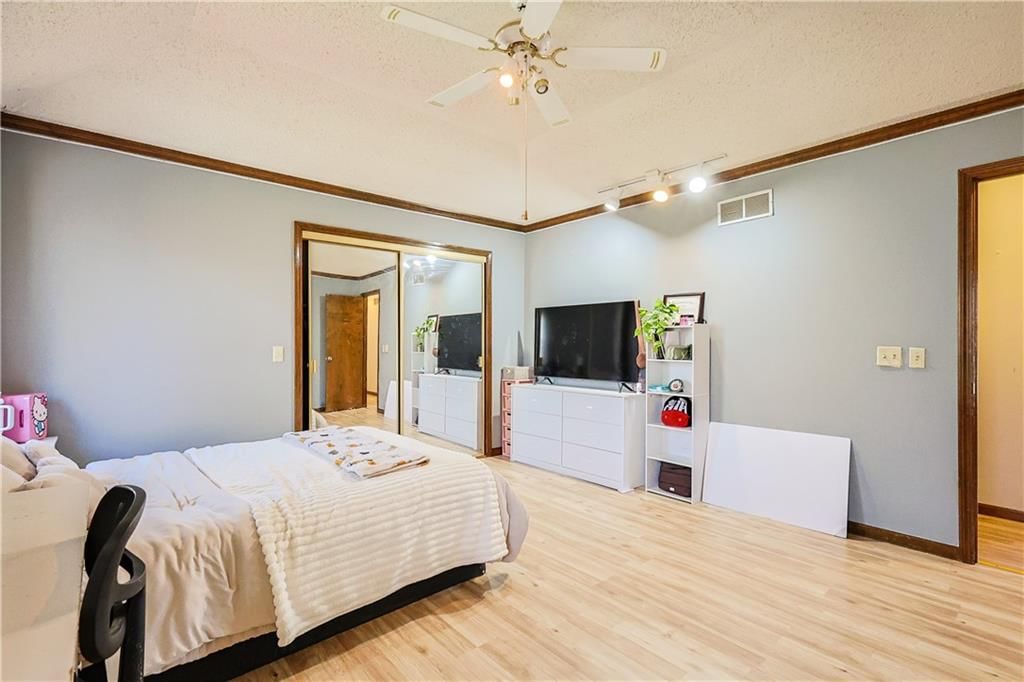 614 Tanglewood Drive — photo 25
