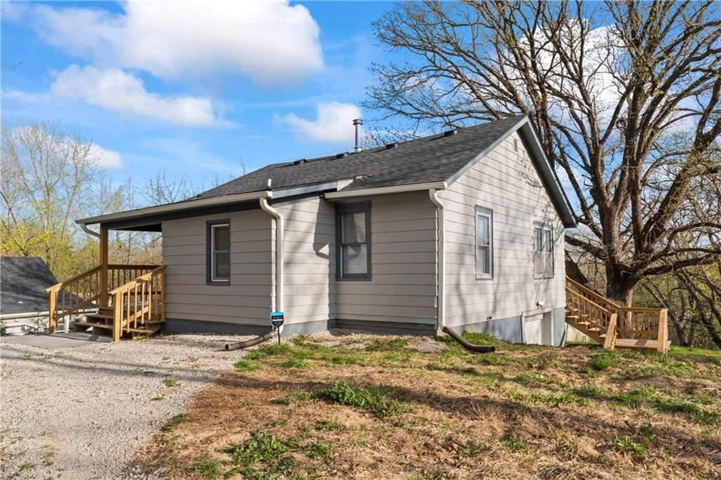 2526 Excello Drive — photo 32