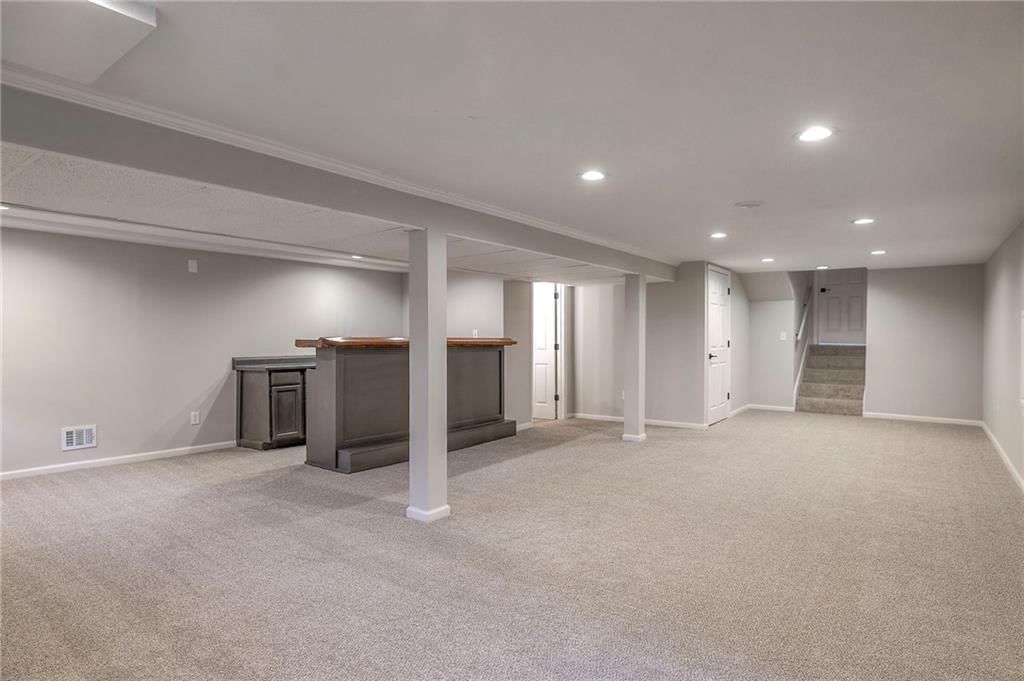 6400 W 102 Street — photo 34