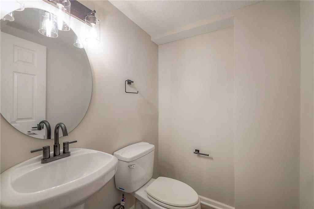 6400 W 102 Street — photo 35