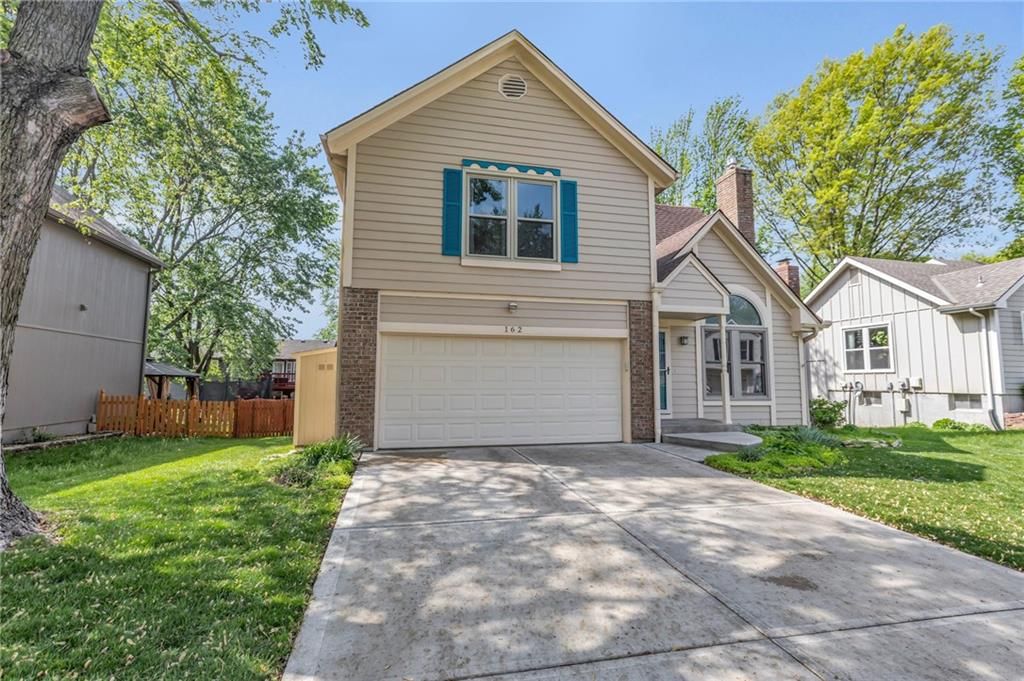162 E Nelson Circle — photo 2