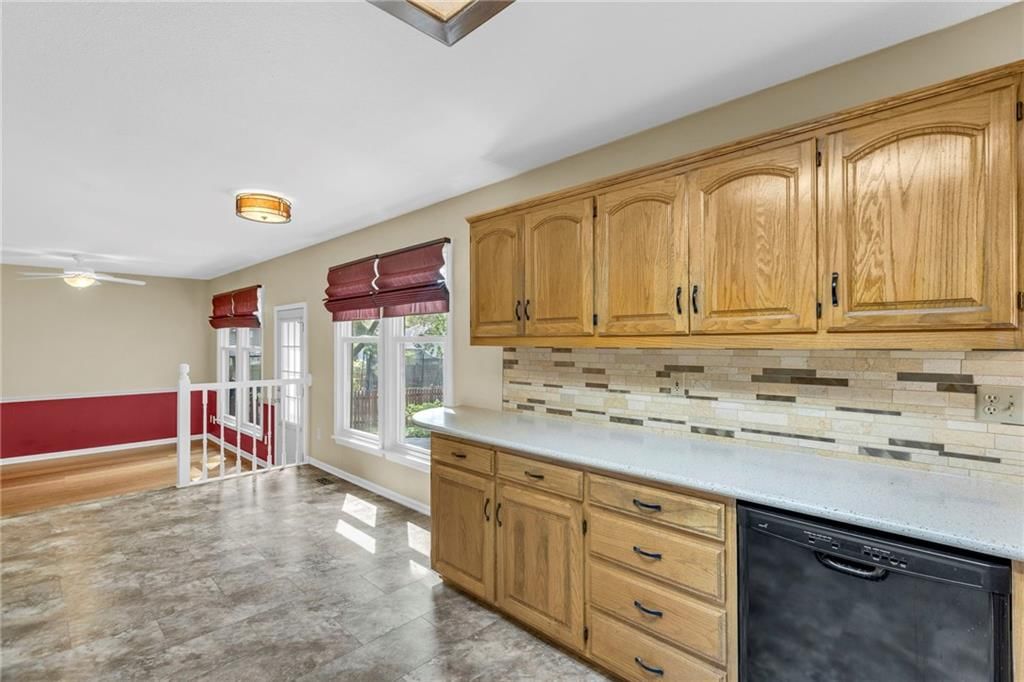 162 E Nelson Circle — photo 12