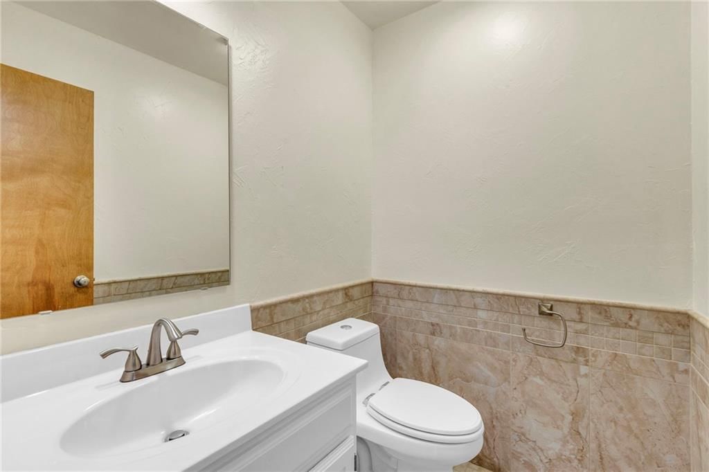 162 E Nelson Circle — photo 21
