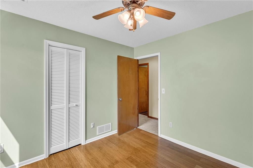 162 E Nelson Circle — photo 34
