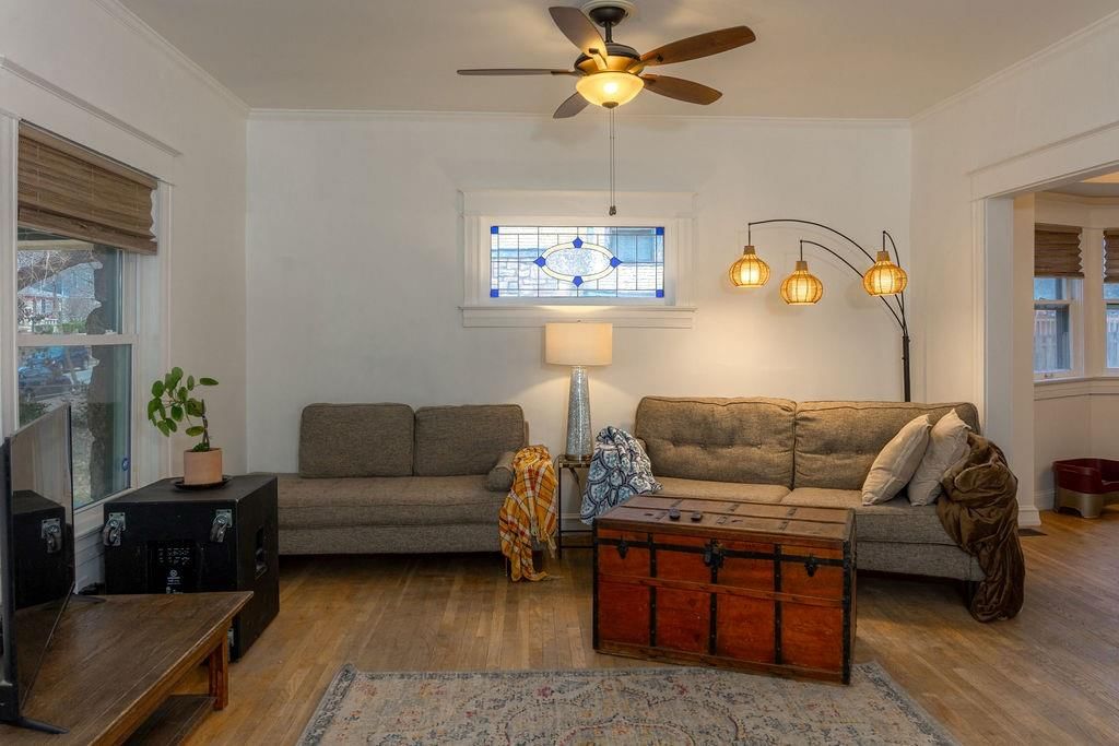2610 Campbell Street — photo 2