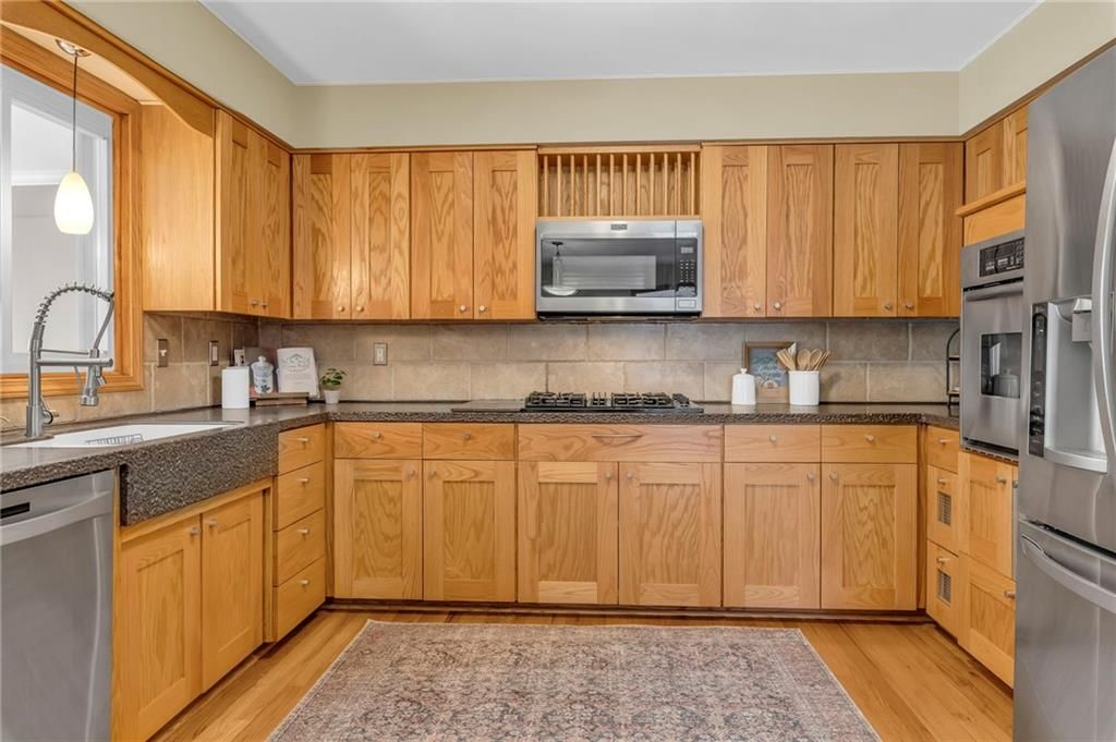 6715 W 194th Street — photo 24