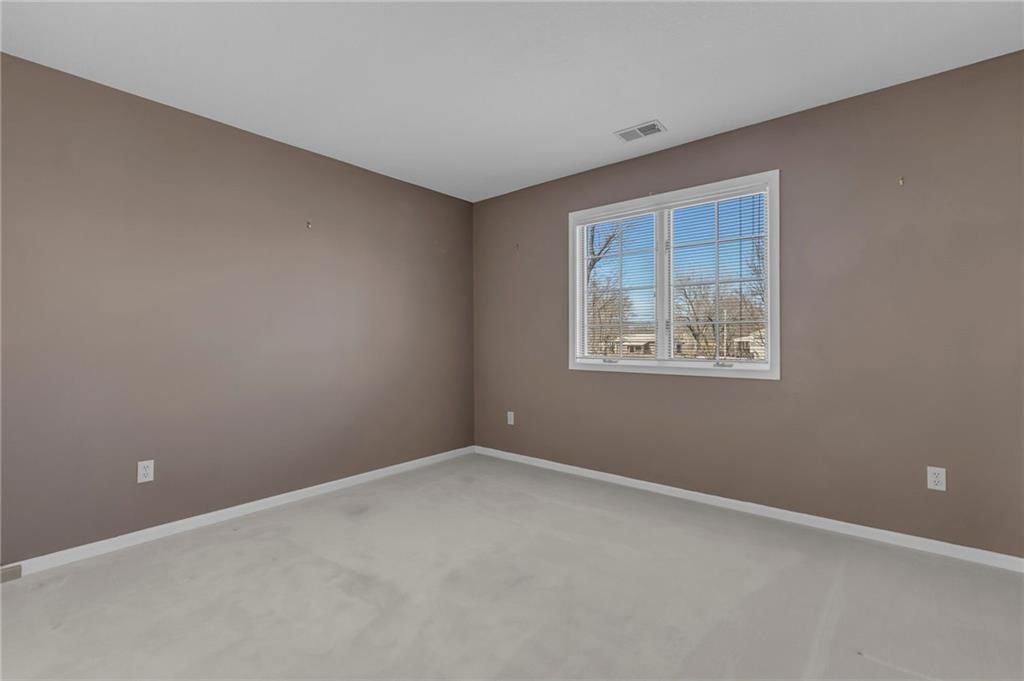 6715 W 194th Street — photo 39