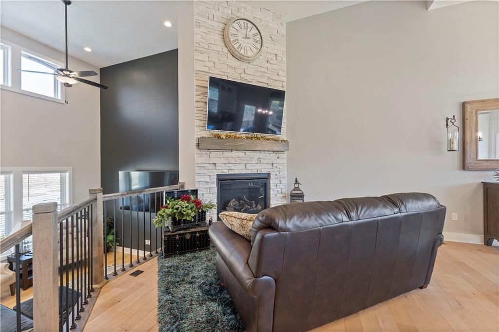 22393 W 87th Terrace — photo 12