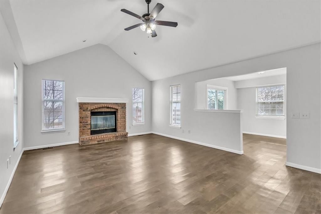 15402 E 3RD Terrace — photo 4