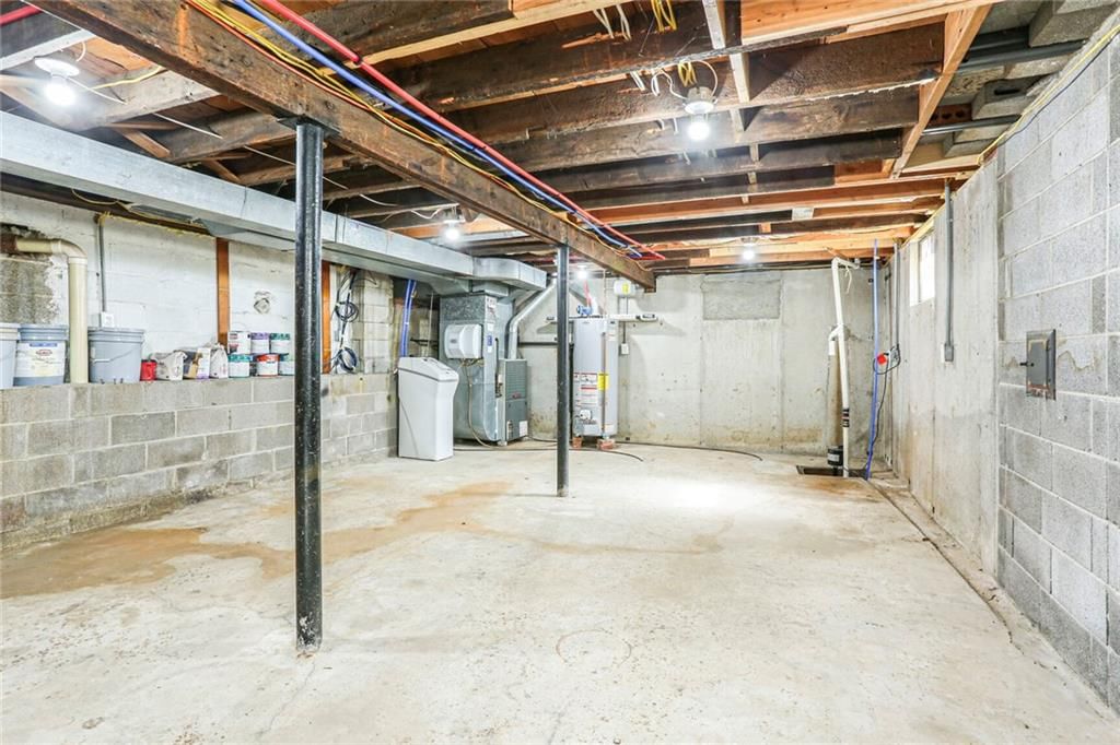 10305 W 67th Street — photo 18