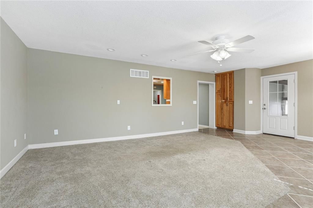 10305 W 67th Street — photo 9