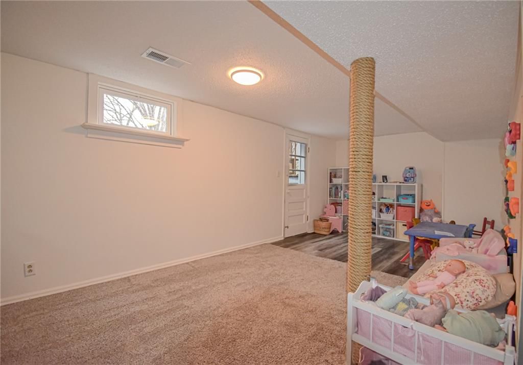 1485 Hemlock Drive — photo 19