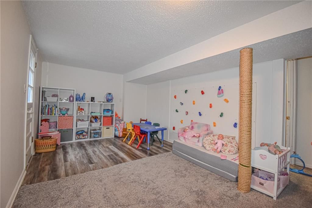 1485 Hemlock Drive — photo 20