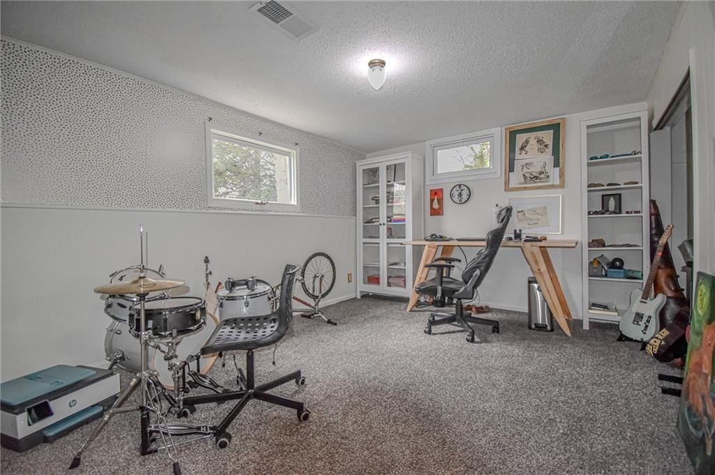 1485 Hemlock Drive — photo 21