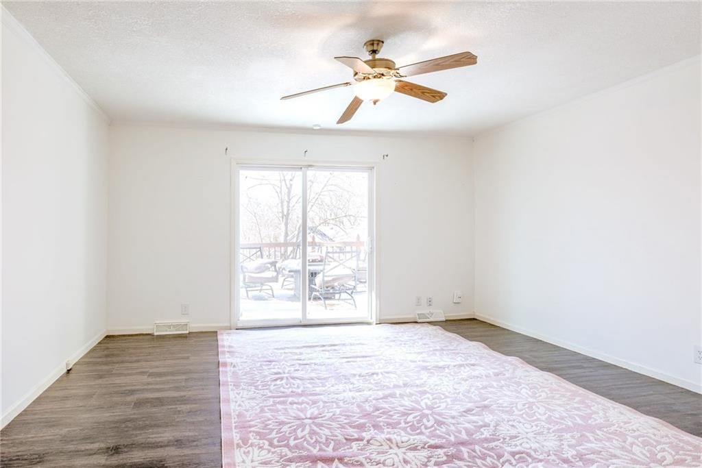 7000 Albervan Street — photo 11