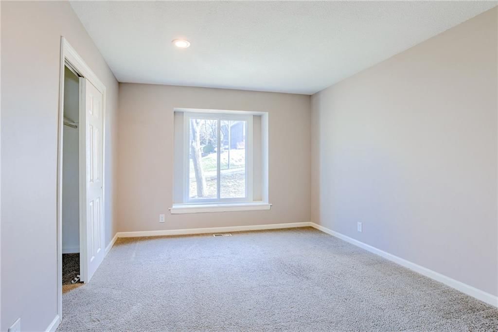7000 Albervan Street — photo 14