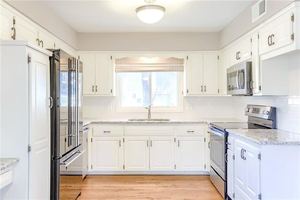 7000 Albervan Street — photo 7