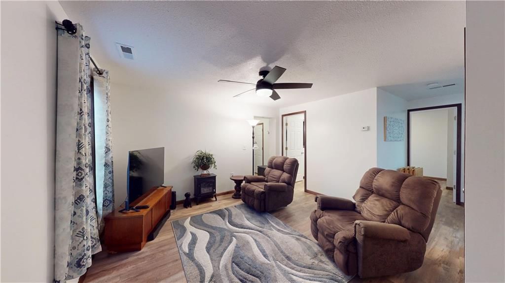 1403 N Main Street — photo 12