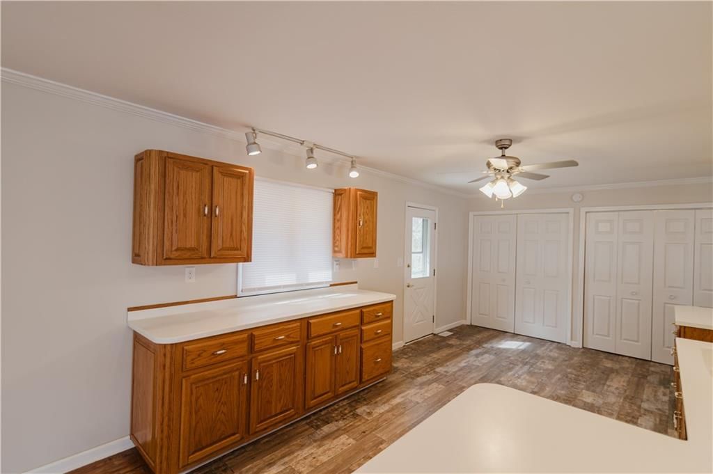 103 E Atchison Street — photo 17