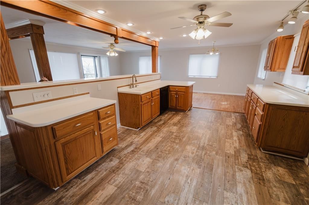 103 E Atchison Street — photo 20