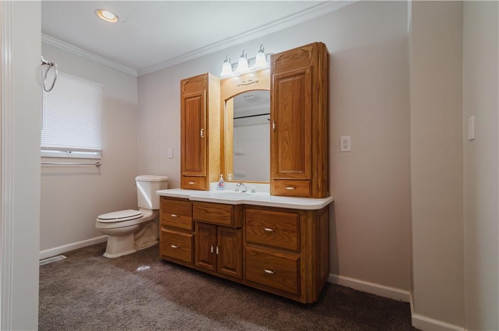 103 E Atchison Street — photo 30