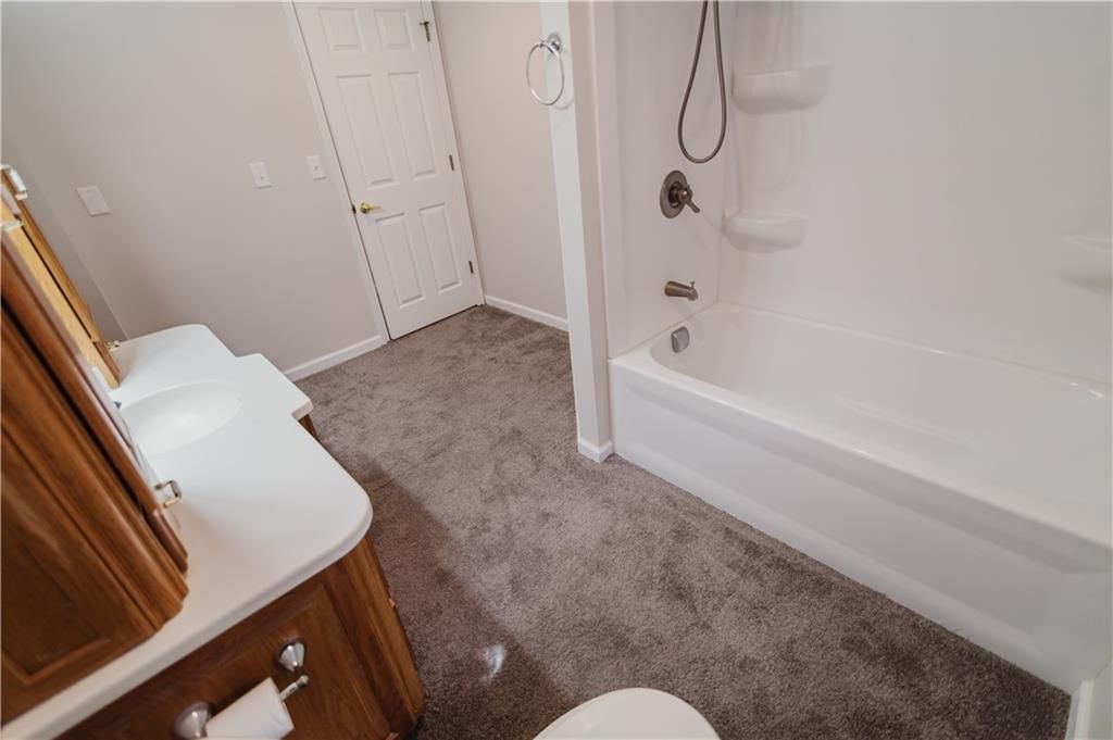 103 E Atchison Street — photo 34