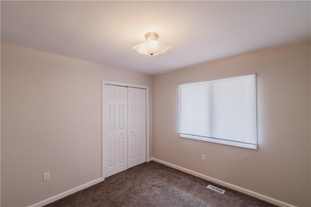 103 E Atchison Street — photo 36
