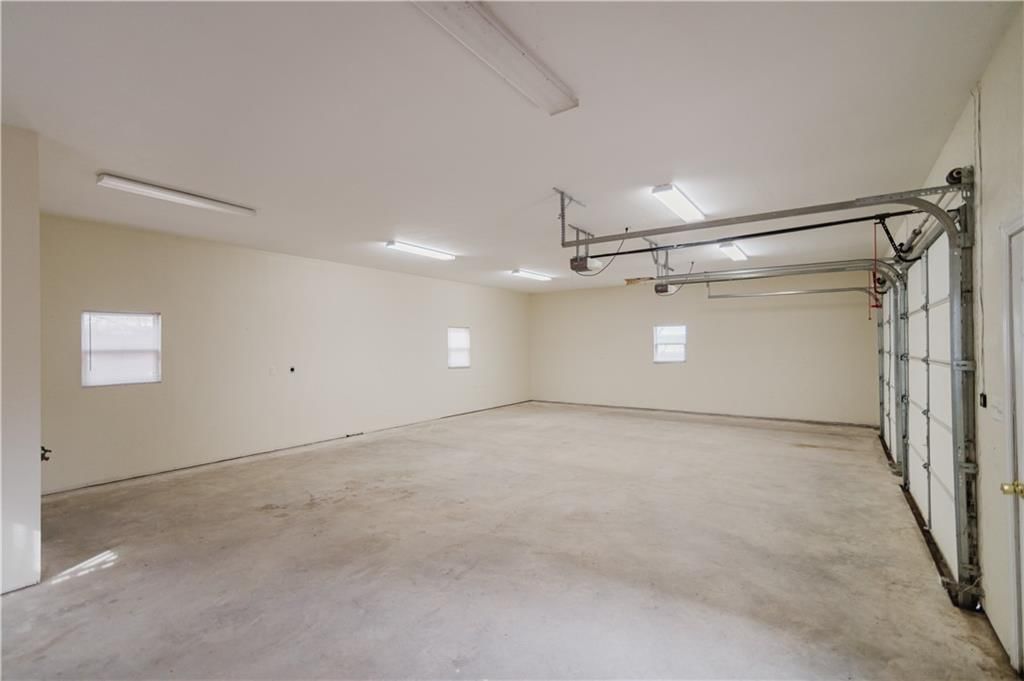 103 E Atchison Street — photo 71