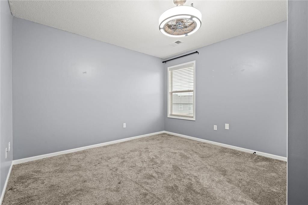 18884 W 160th Terrace — photo 32
