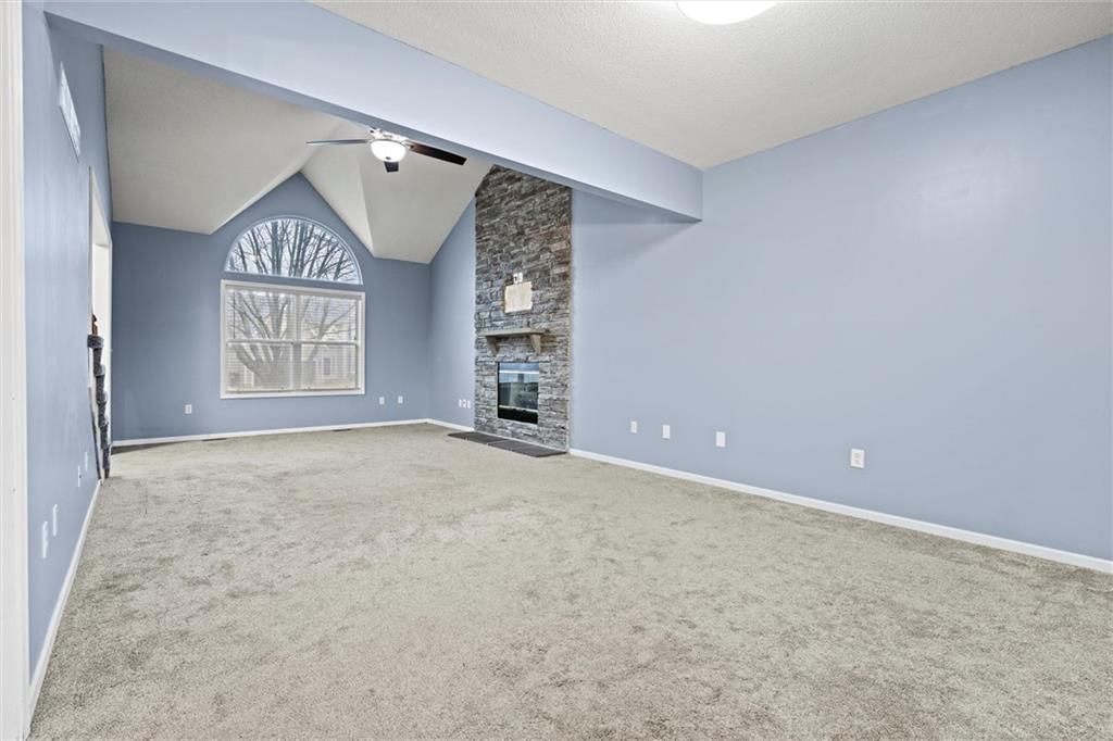 18884 W 160th Terrace — photo 8