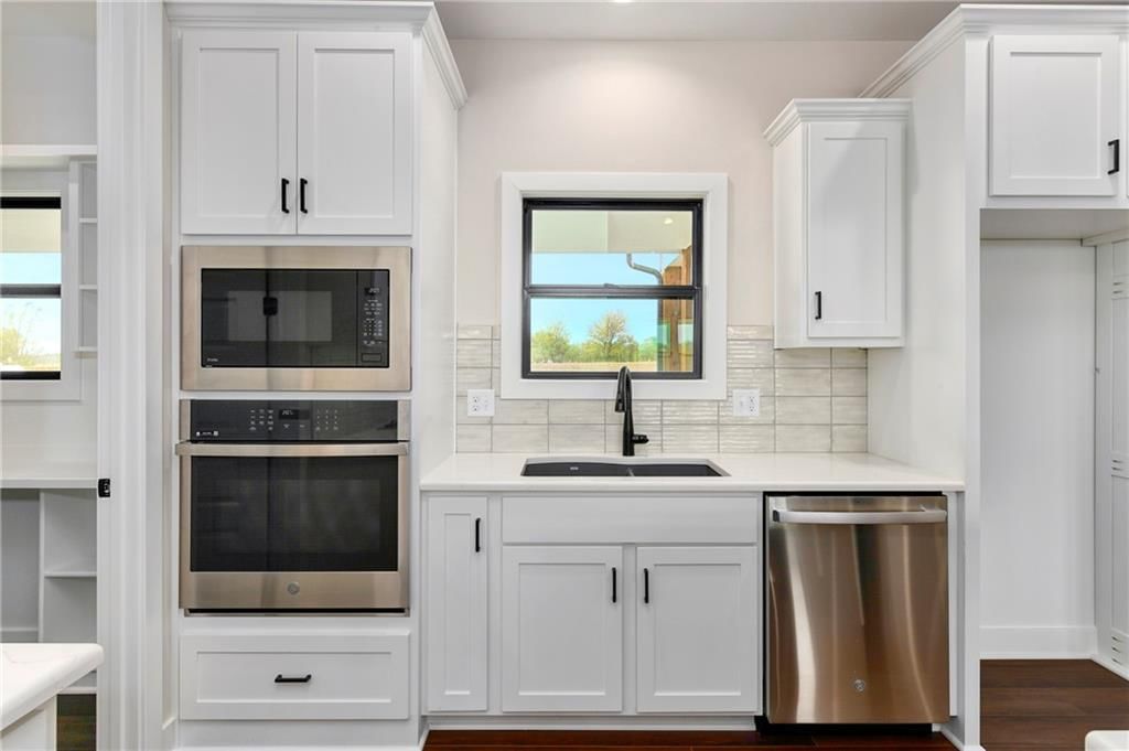 16586 Olive Street — photo 20