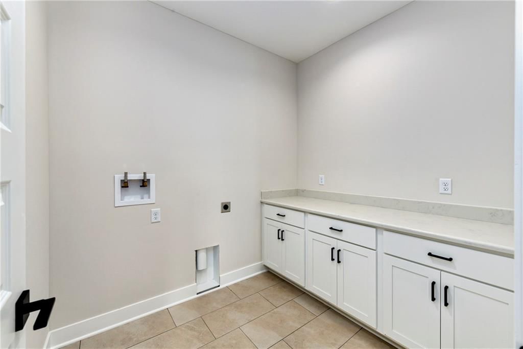 16586 Olive Street — photo 24