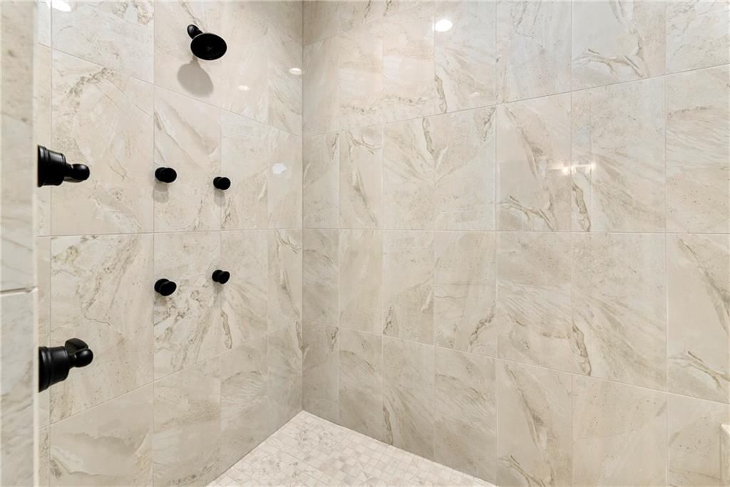 16586 Olive Street — photo 39