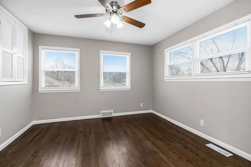 5338 Lamar Avenue — photo 16