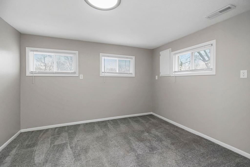 5338 Lamar Avenue — photo 20
