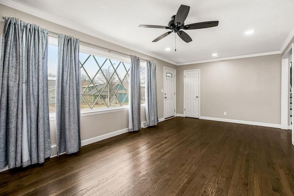 5338 Lamar Avenue — photo 3