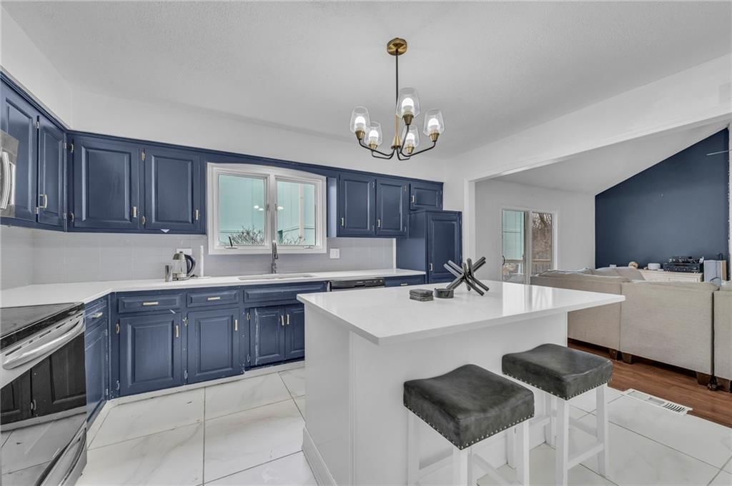 11949 W 66 Street — photo 11