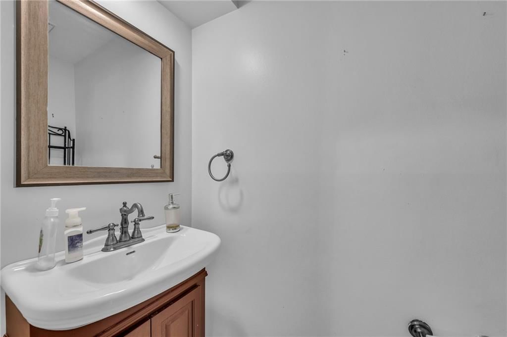 11949 W 66 Street — photo 10