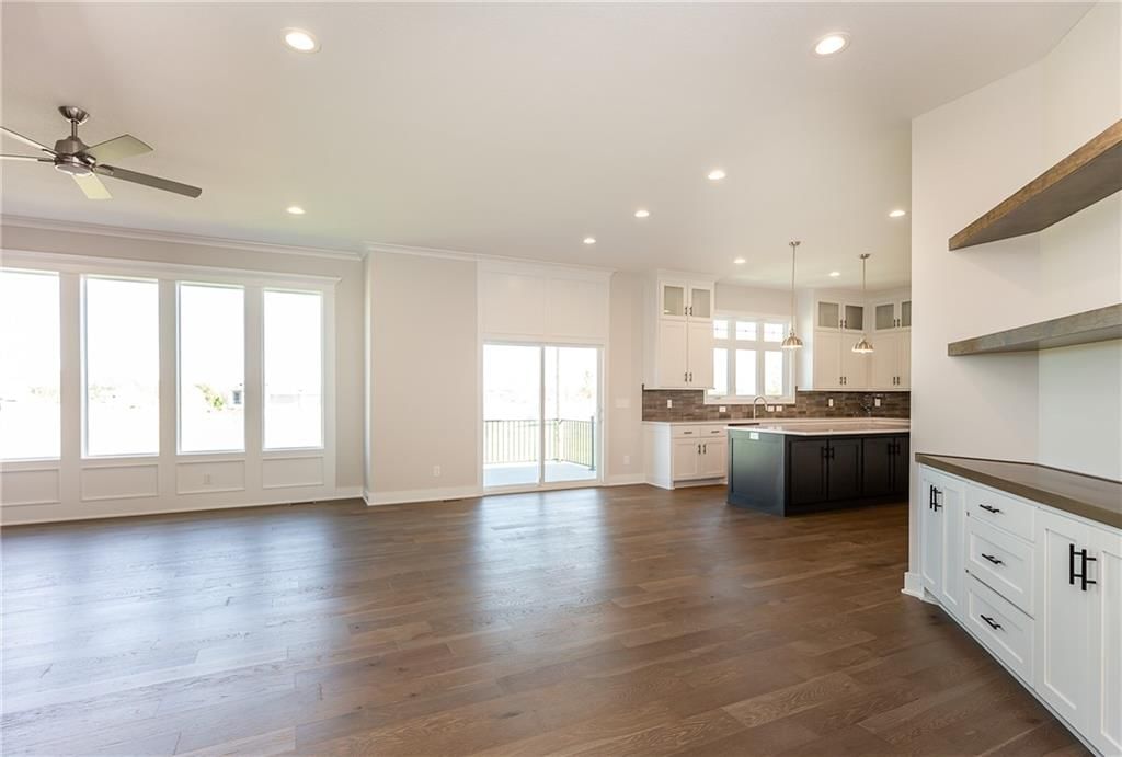 18517 Howe Drive — photo 12