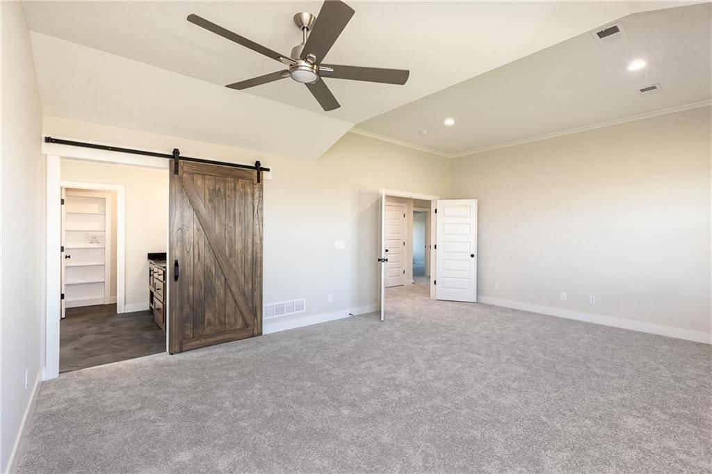 18517 Howe Drive — photo 36