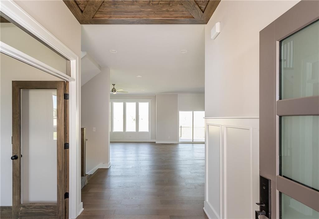 18517 Howe Drive — photo 7