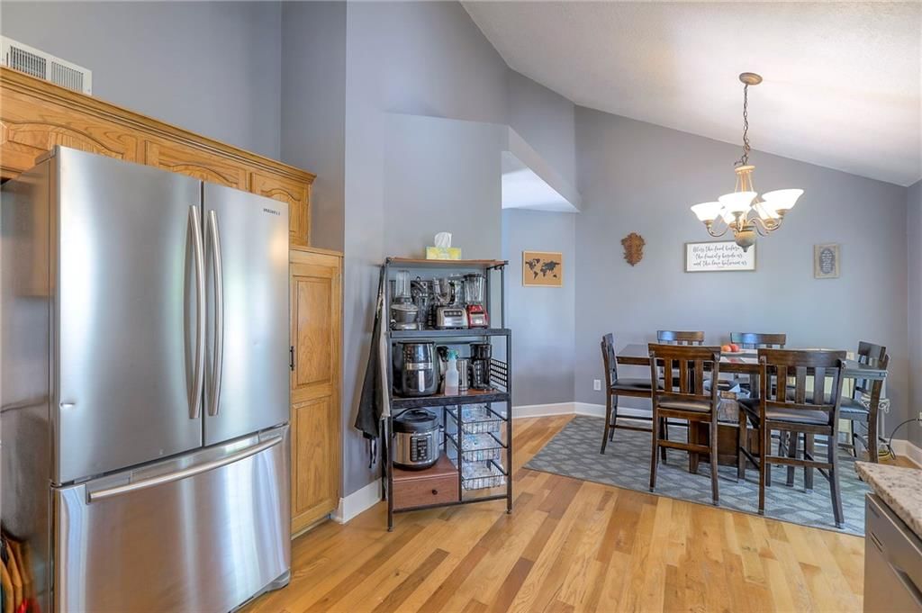 4709 NW Pennington Lane — photo 8