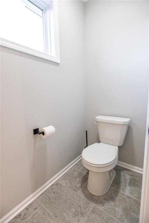 1249 Rich Boulevard — photo 48