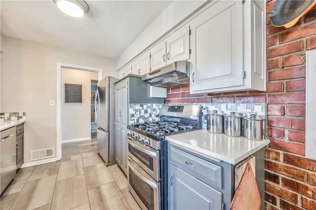 7932 Dearborn Drive — photo 11