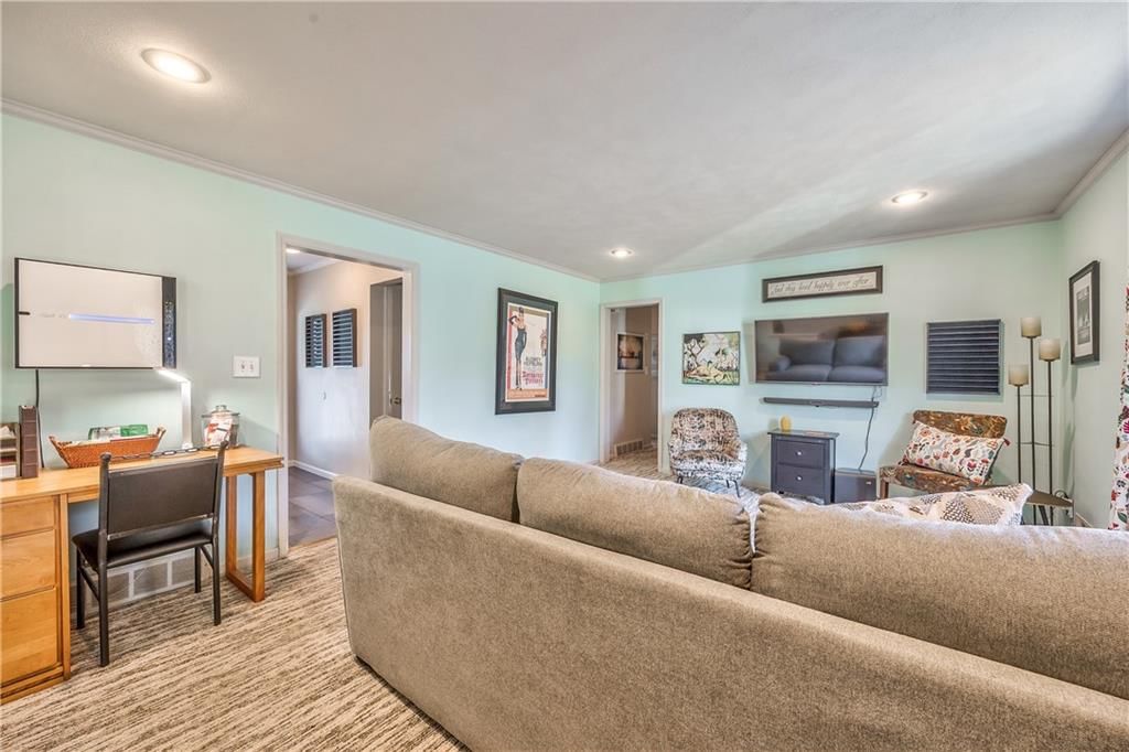 7932 Dearborn Drive — photo 24