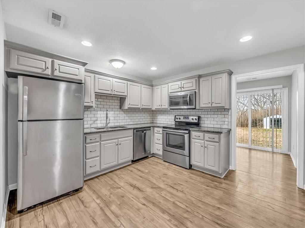 3210 Francis Place — photo 7