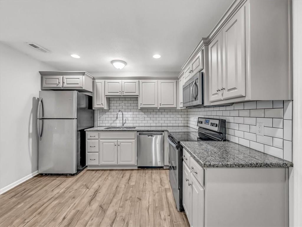 3210 Francis Place — photo 8