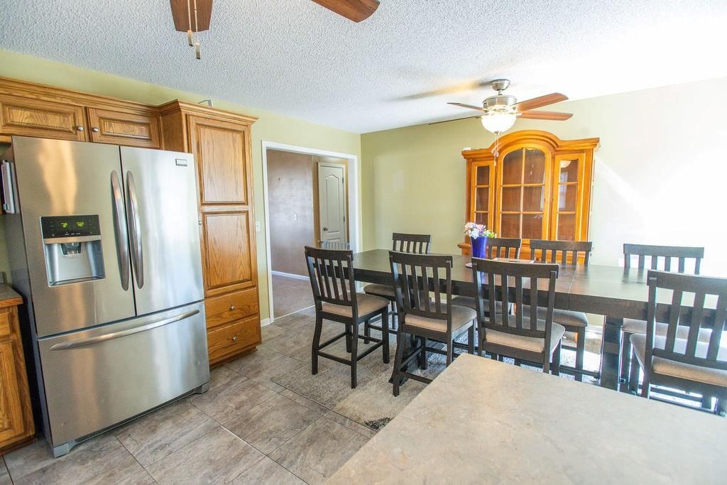 712 Burlington Lane — photo 15