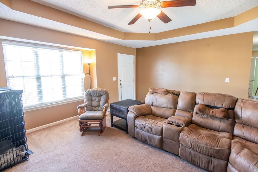 712 Burlington Lane — photo 6