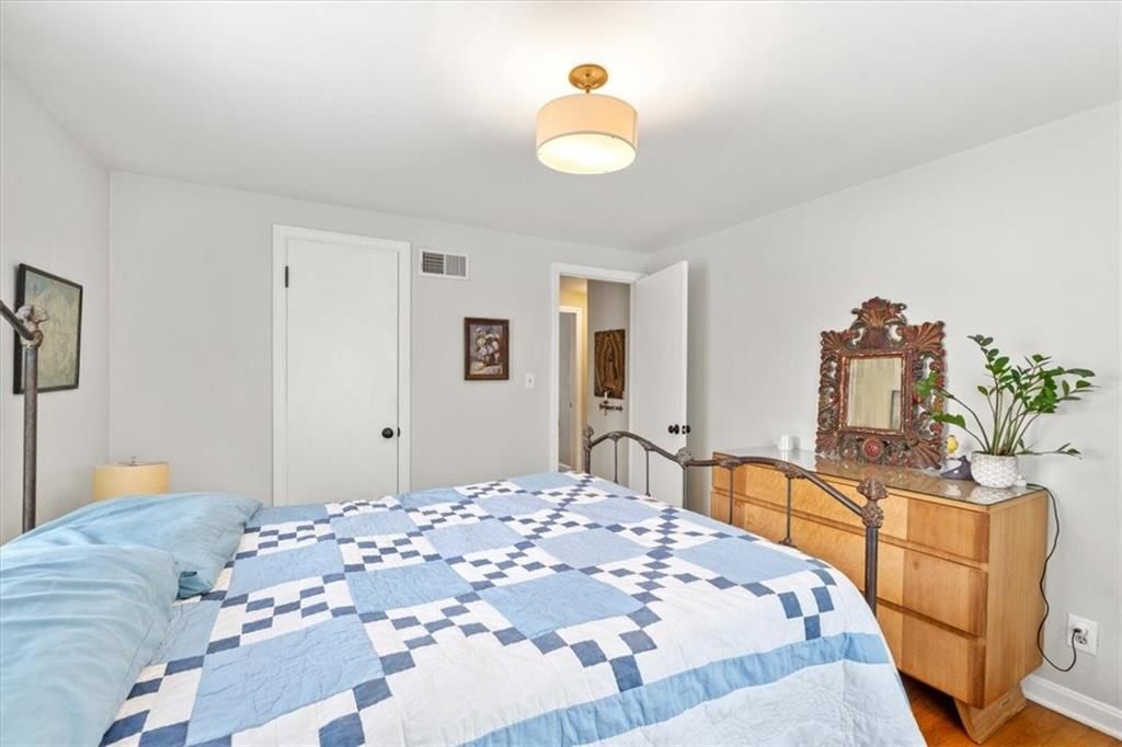 2917 W 73rd Street — photo 21